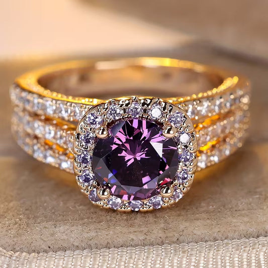 Halo amethist ring in goud