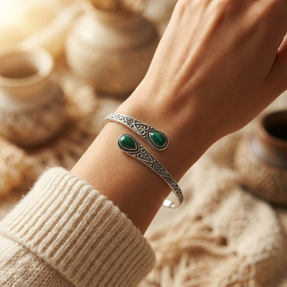 Vintage groene edelsteen armband in zilver