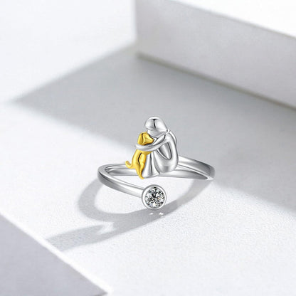 Zilveren ring met hond en zirkonia steentjes