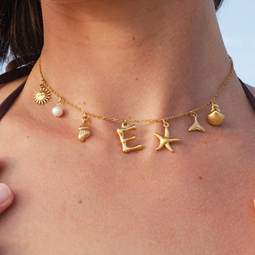 Schelpenketting met letter