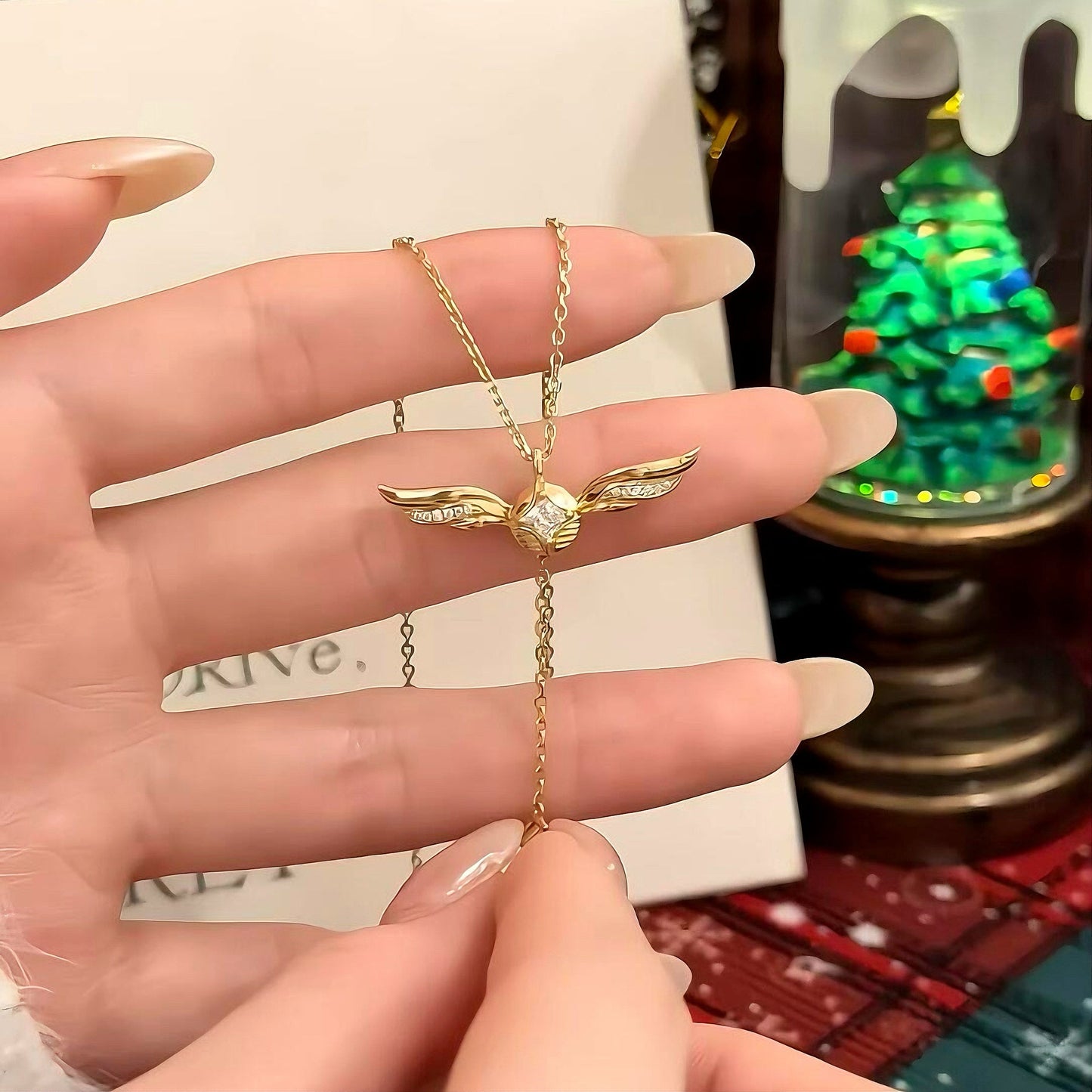 Gouden Vleugels Sprankelende Lariat Ketting
