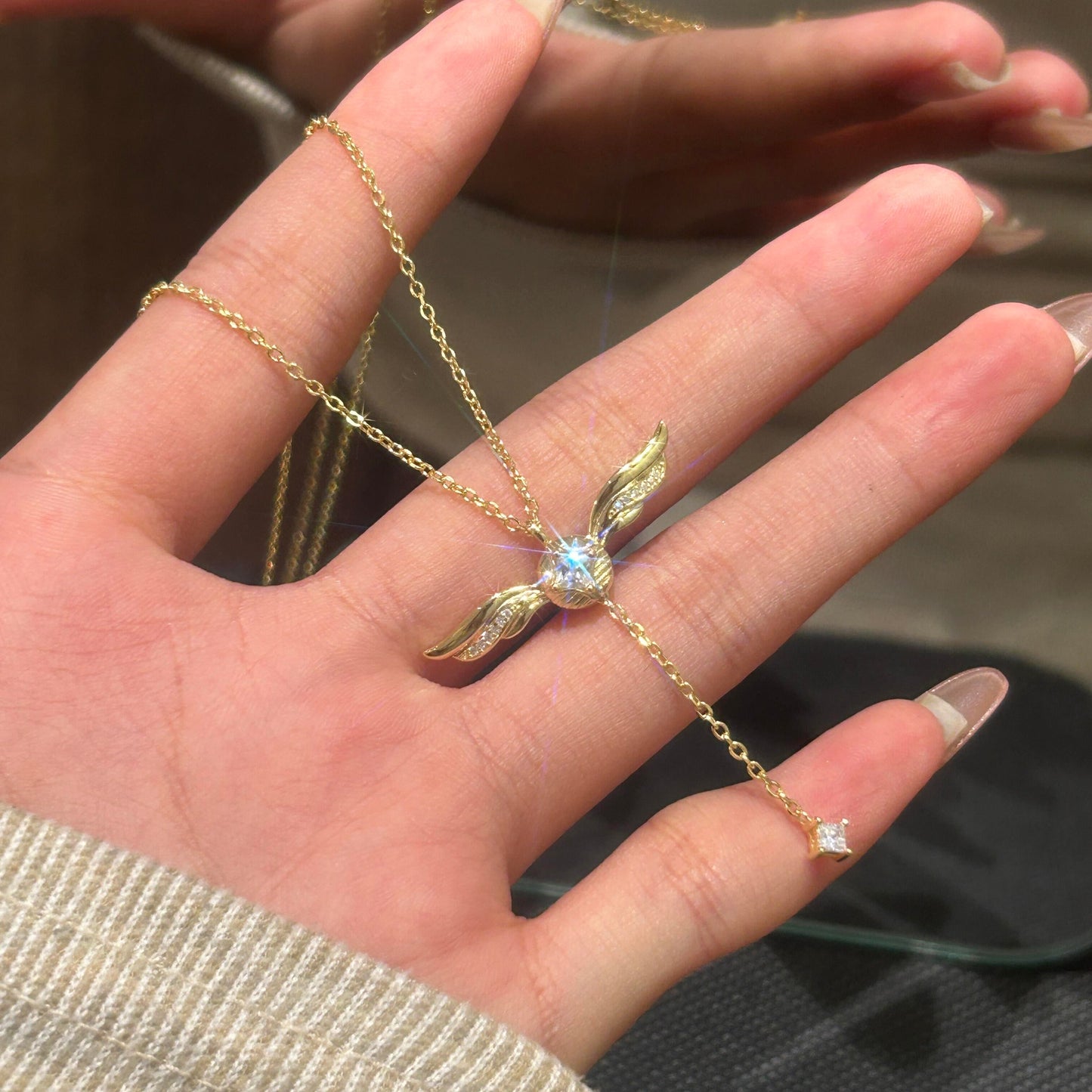 Gouden Vleugels Sprankelende Lariat Ketting