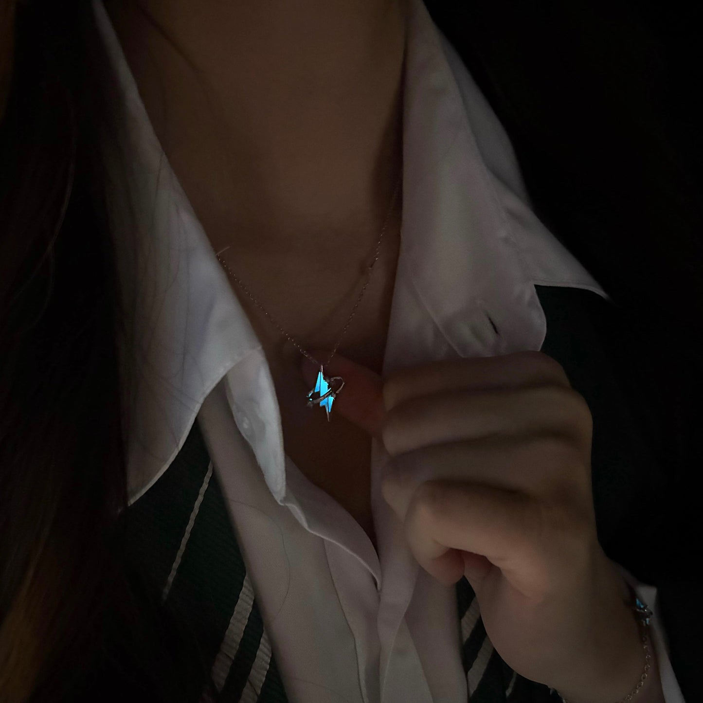 [Gelimiteerde Oplage] Luminous Aether Bolt Ketting