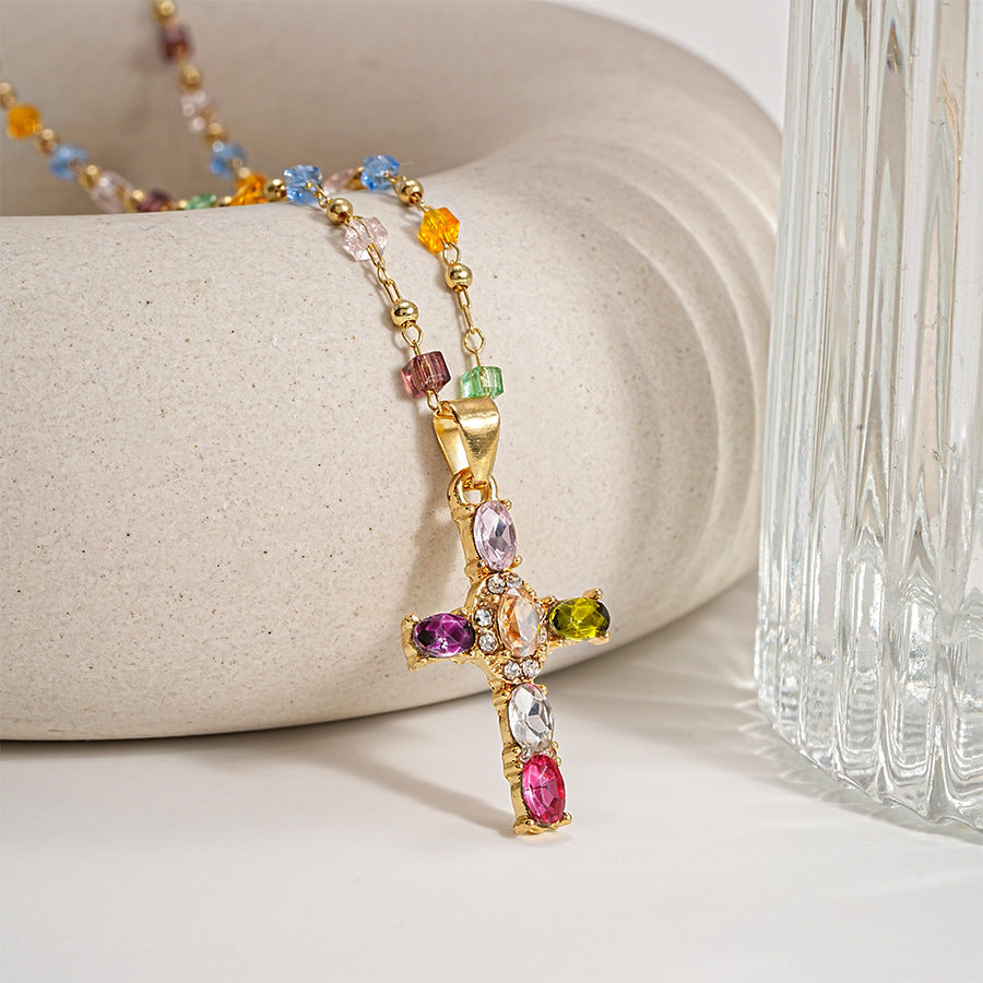 Kruis Hanger met Stralende Edelsteen