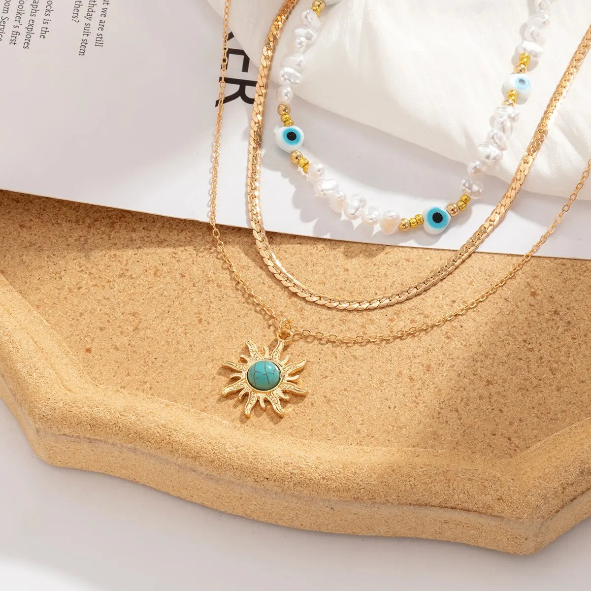 Set van Gelaagde Kettingen Parels & Boze Oog – Boho Zonnehanger