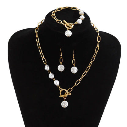 Set van Ketting, Armband en Oorbellen in Elegante Paperclip Parels