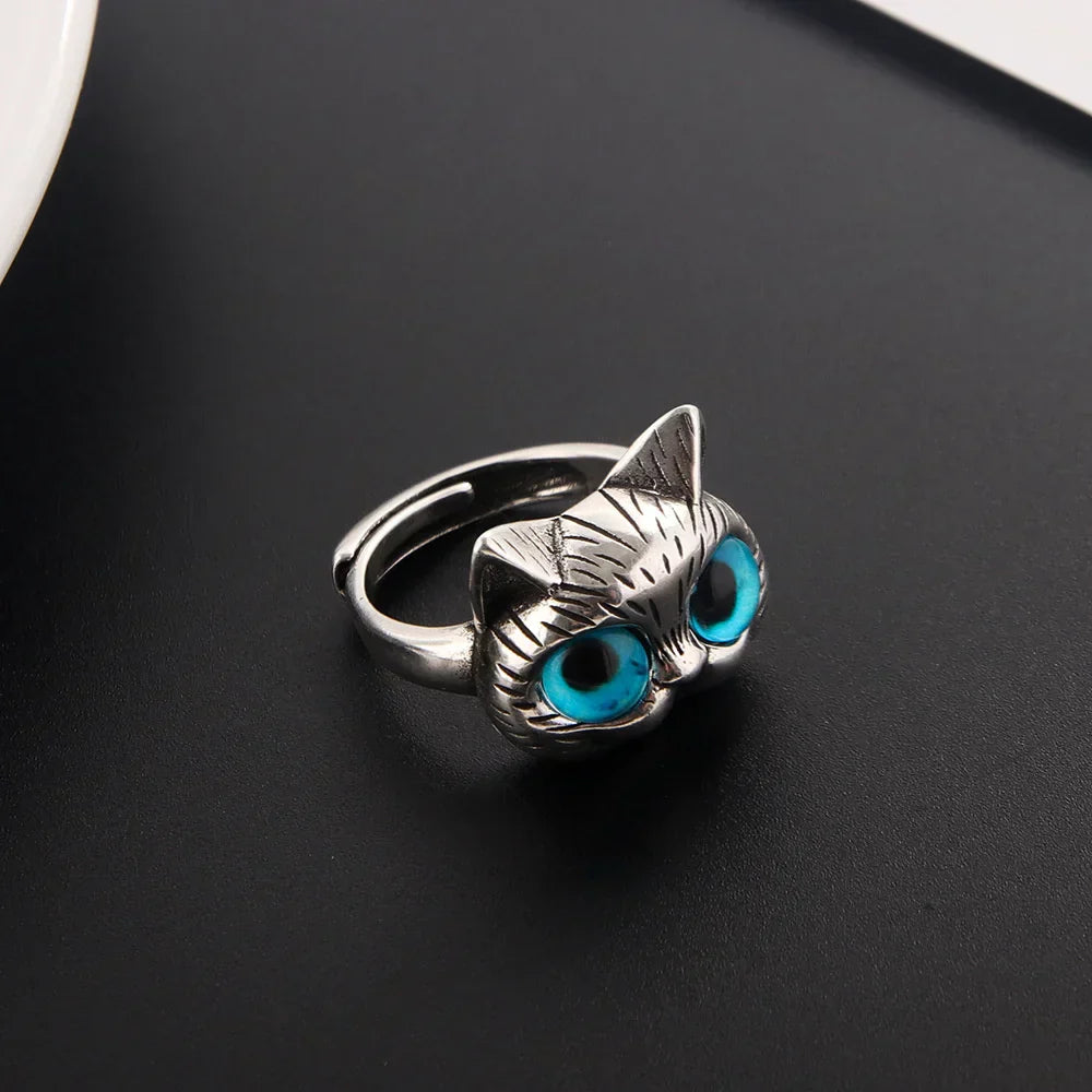 Kat Ring met Blauwe Ogen – Speelse Vintage Zilveren Dierenring voor Kattenliefhebbers