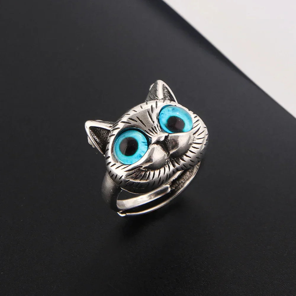 Kat Ring met Blauwe Ogen – Speelse Vintage Zilveren Dierenring voor Kattenliefhebbers
