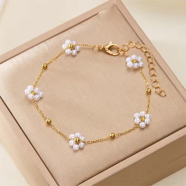 Dainty Daisy Ketting en Armbanden