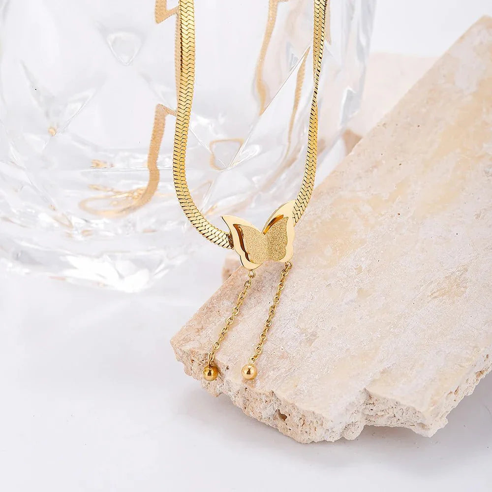 Delicate Vlinder Hanger Ketting met Visgraat