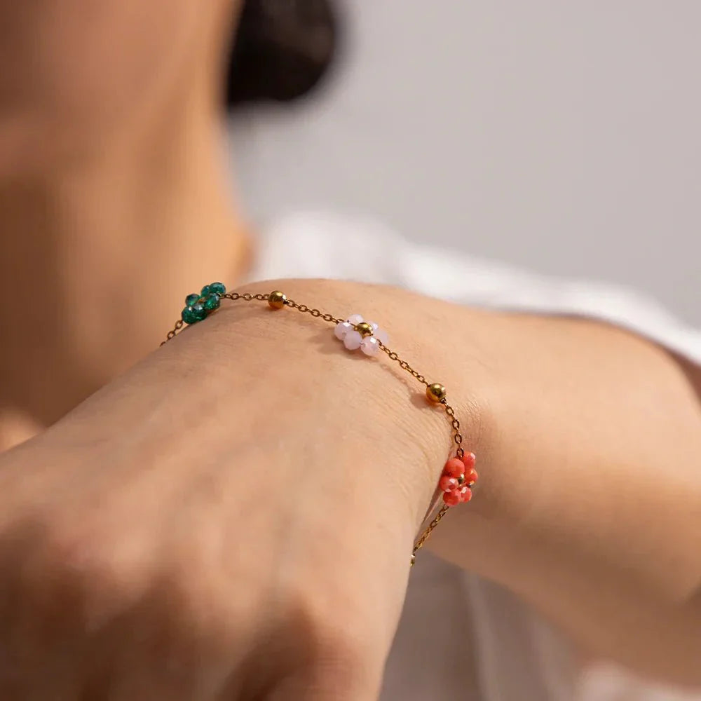Zachte Lente Bloemen Sieraden Collectie
