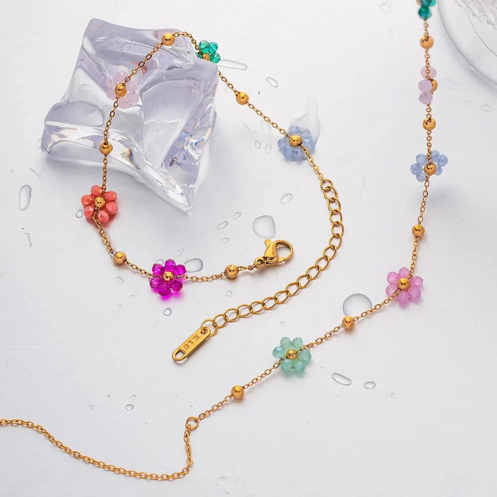 Zachte Lente Bloemen Sieraden Collectie