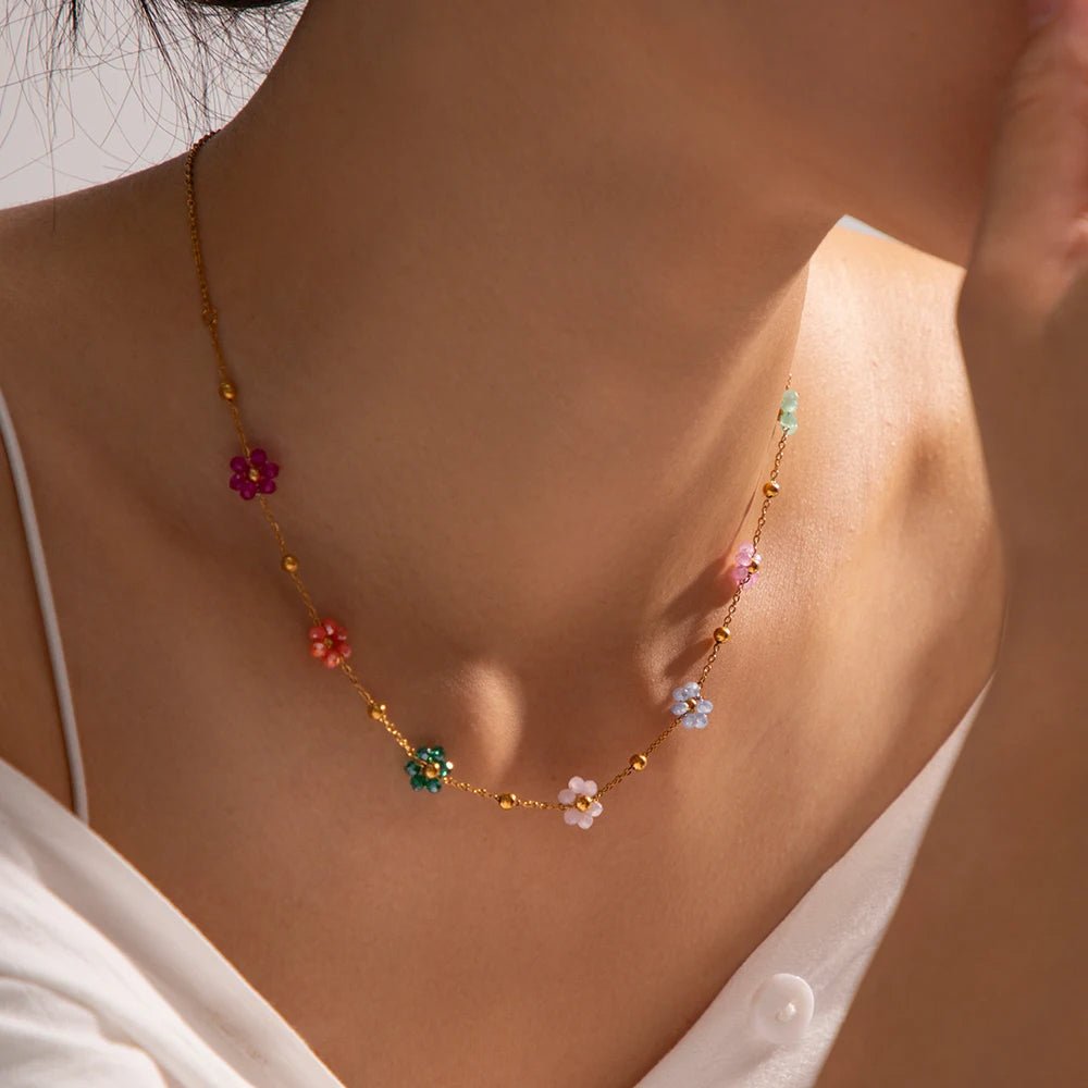 Zachte Lente Bloemen Sieraden Collectie