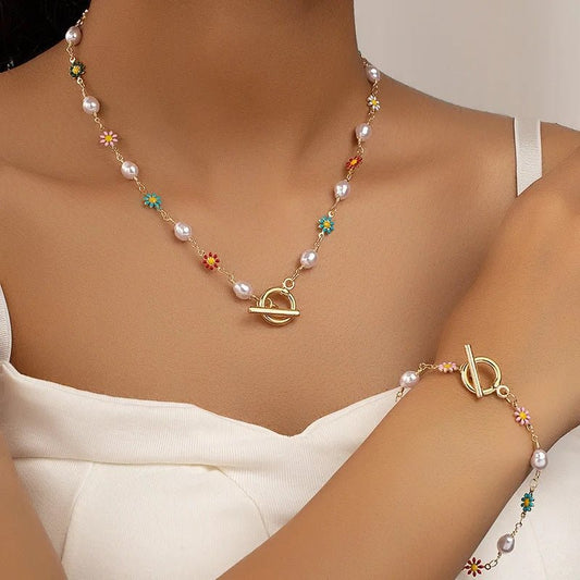 Set van Delicate Lente Bloemparelarmband en Ketting