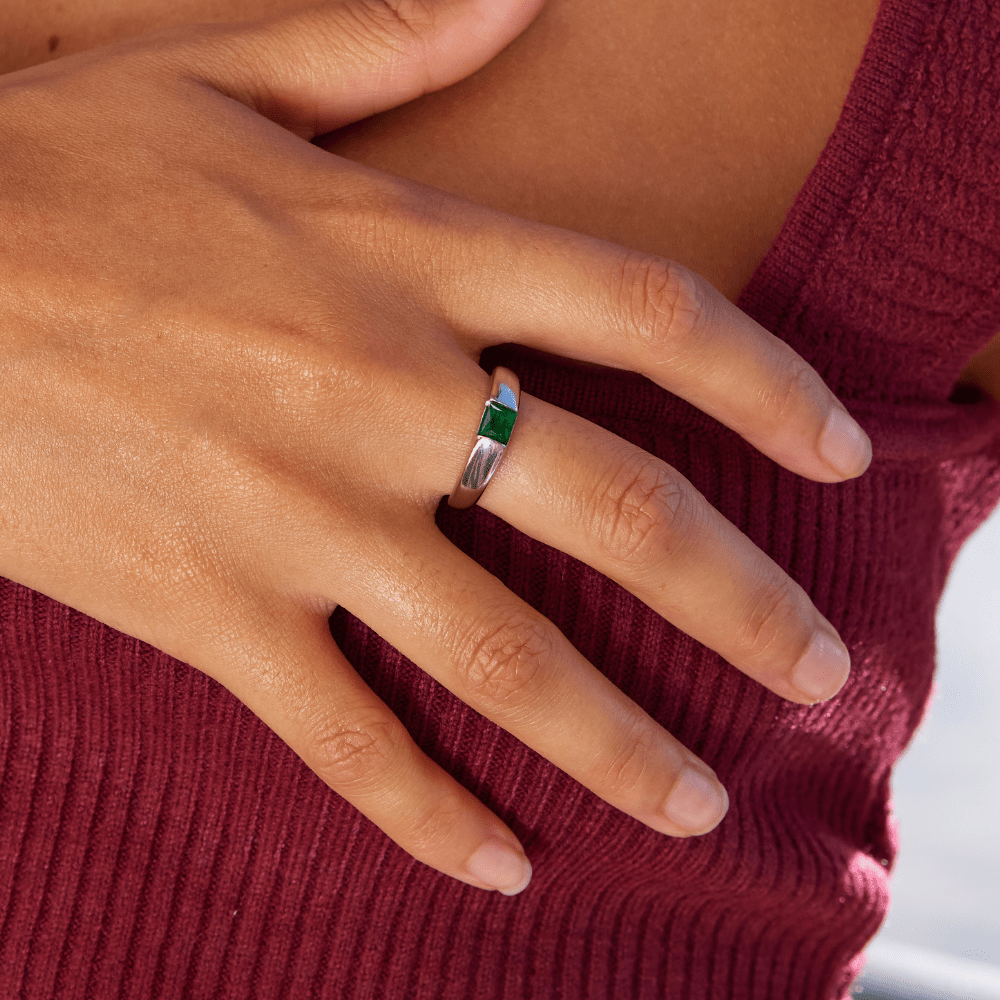 Ember – Zilveren & Smaragdgroene Ring