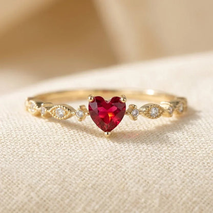Rubijnen hart ring in goud