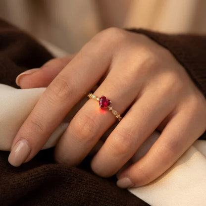 Rubijnen hart ring in goud