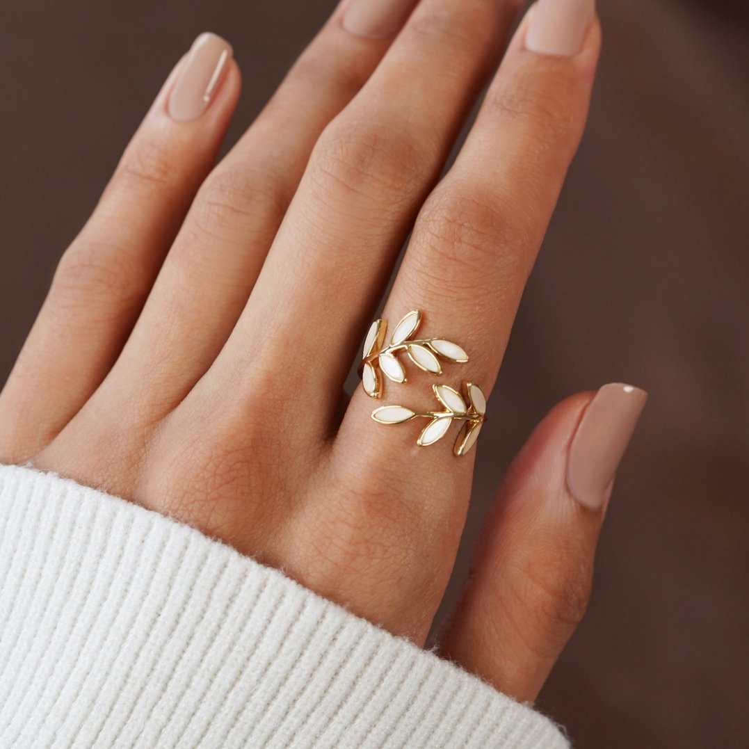 Serene – Bladgouden ring