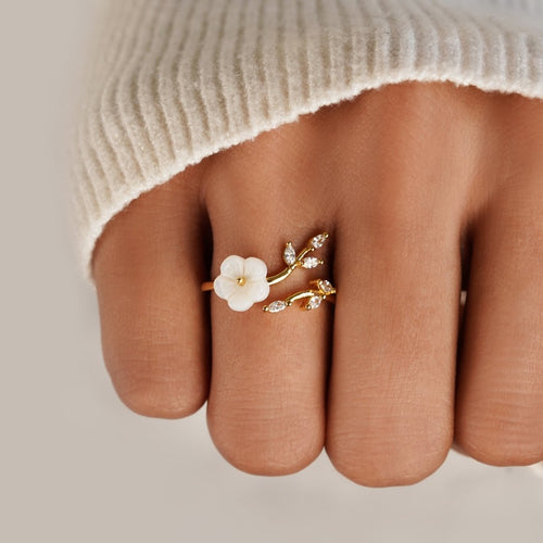Rise – Witte Bloesem Ring